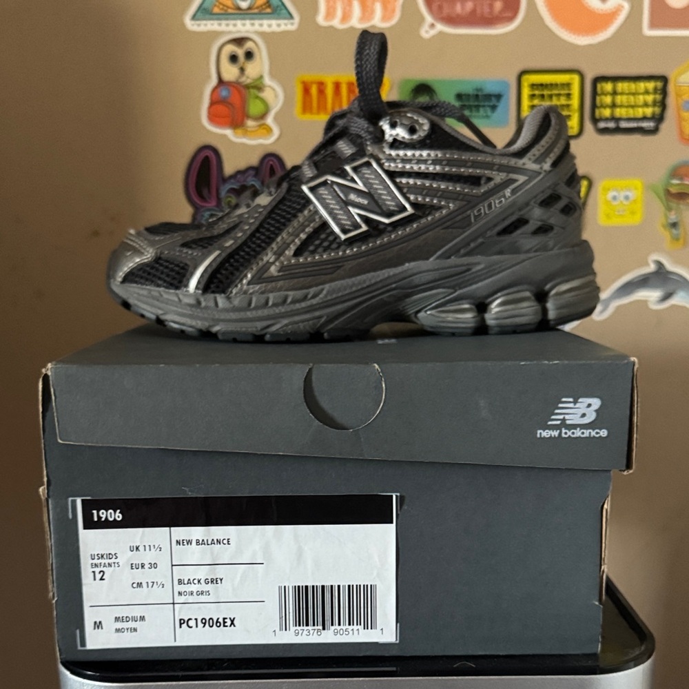New Balance Kids' Black and Gray Sneakers